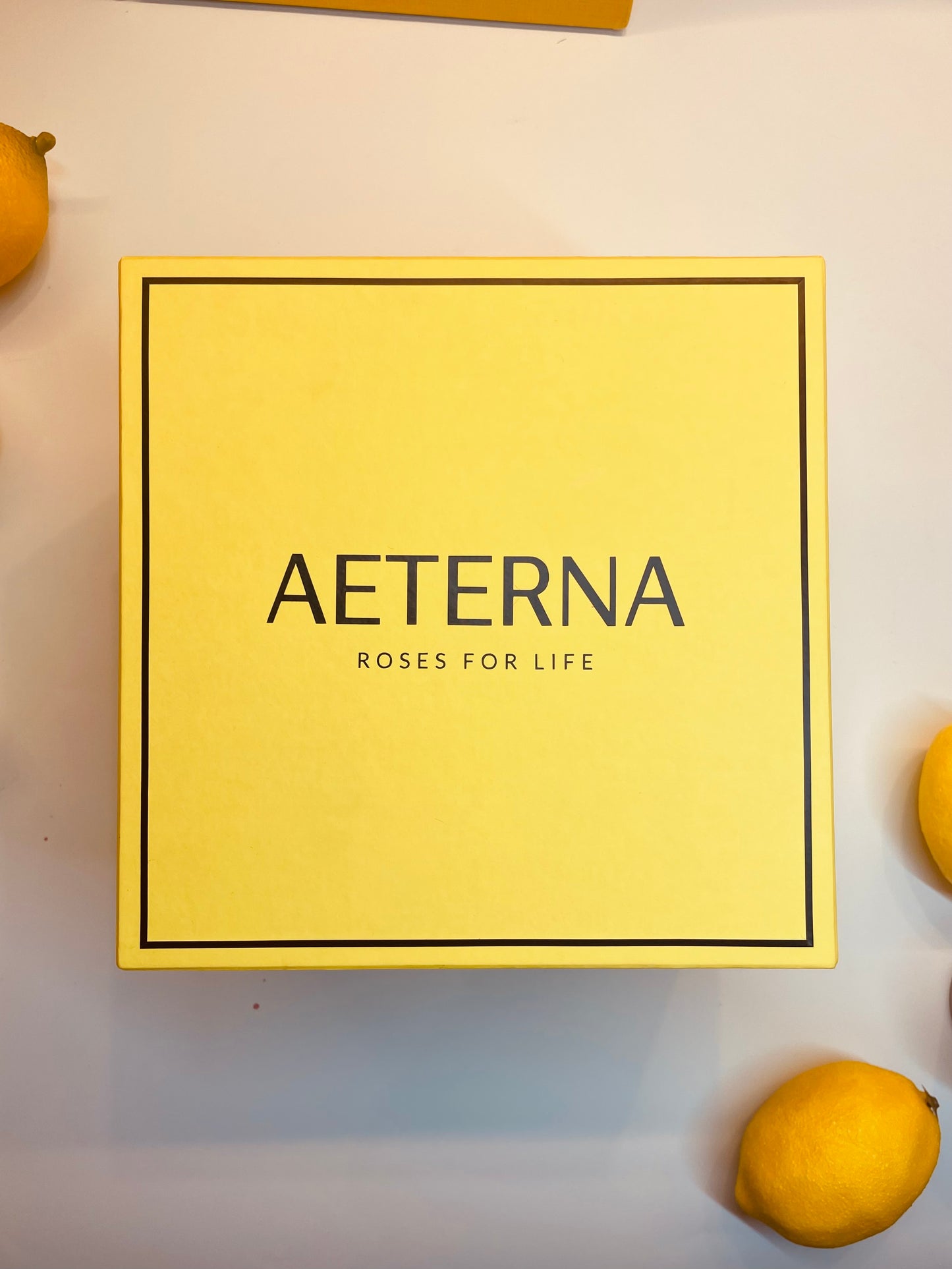 AETERNA BOX YELLOW